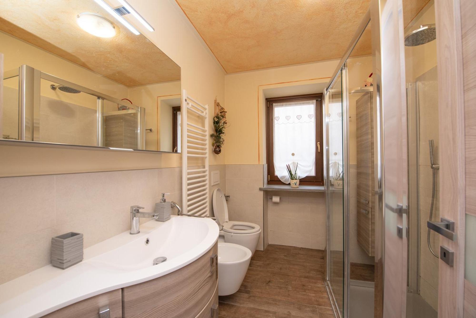 Casa Kristel Cir Comunale N 14 Αόστα Εξωτερικό φωτογραφία