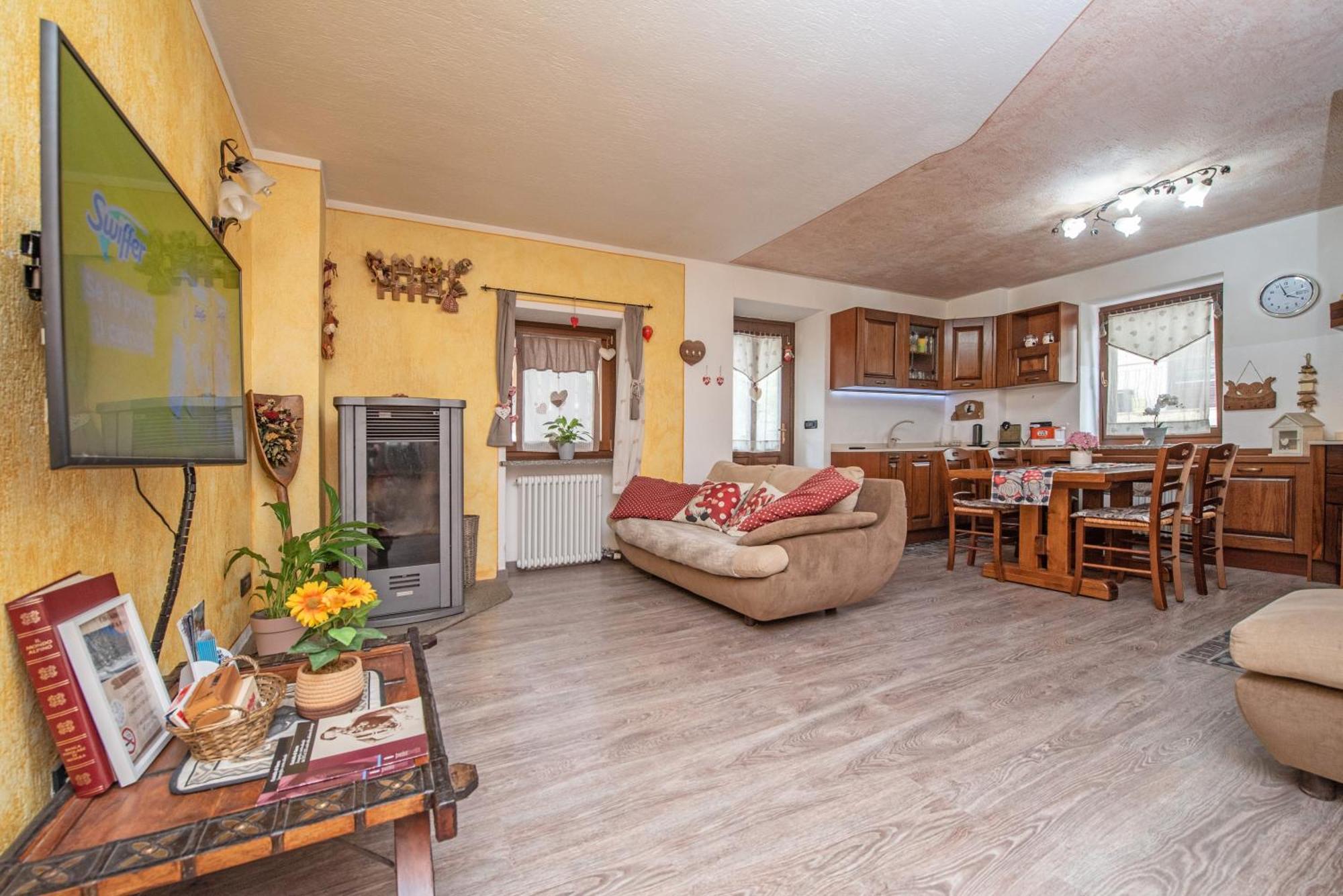 Casa Kristel Cir Comunale N 14 Αόστα Εξωτερικό φωτογραφία