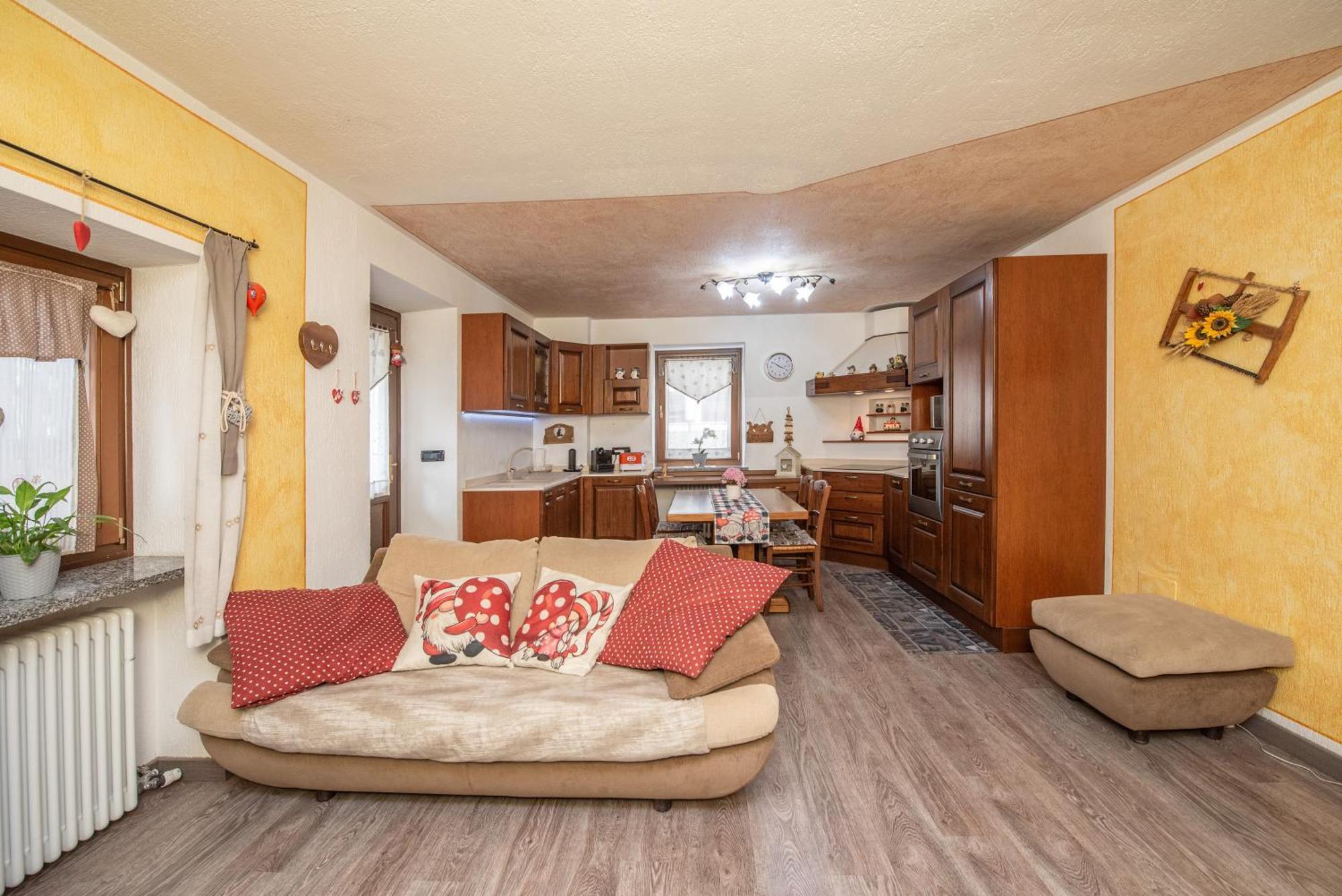 Casa Kristel Cir Comunale N 14 Αόστα Εξωτερικό φωτογραφία